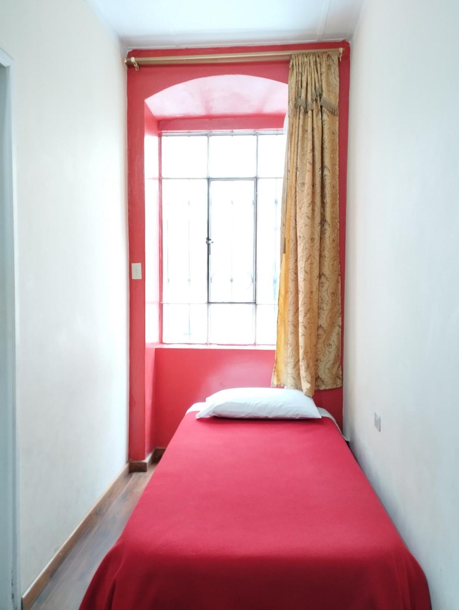 Great Location Bed And Breakfast Latacunga Exteriör bild
